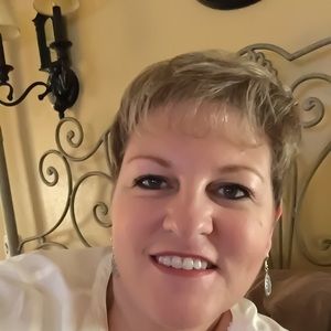 Meet your Posher, Dawn